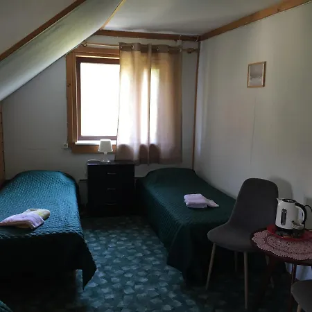 Laane Pansion Bed & Breakfast Kasmu