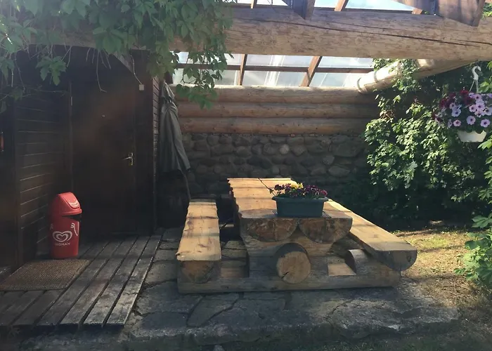 Bed & Breakfast Laane Pansion